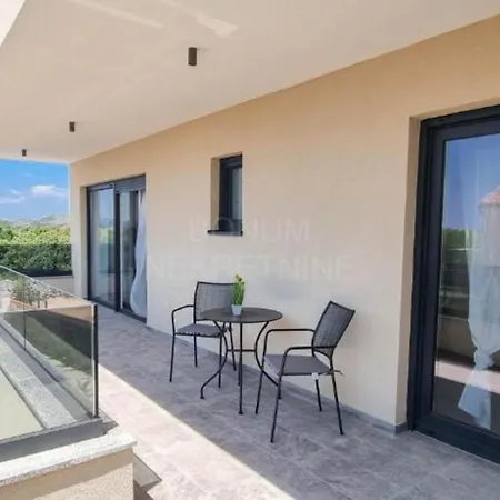 Villa Sunset With Outdoor Pool