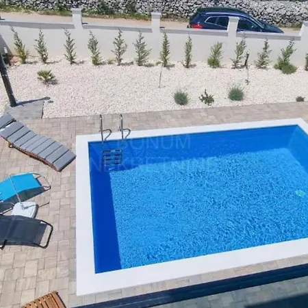Villa Sunset With Outdoor Pool Sibenik