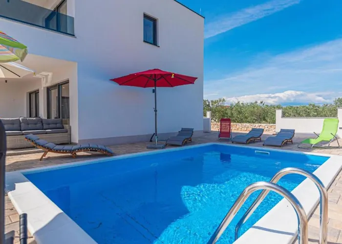 Sunset With Outdoor Pool * Šibenik