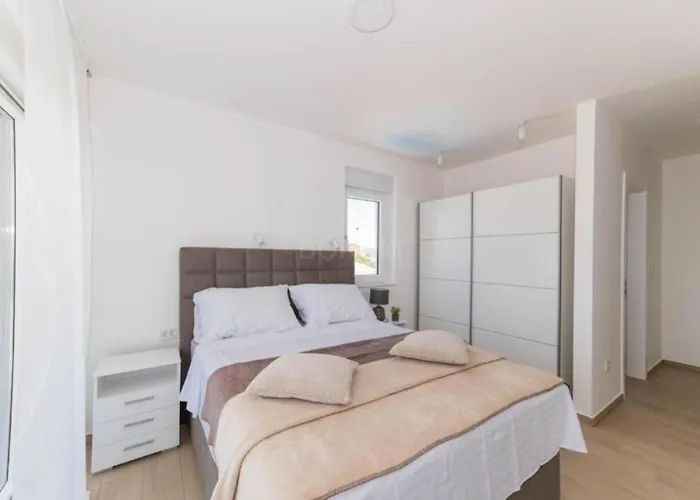 别墅 Sunset With Outdoor Pool *