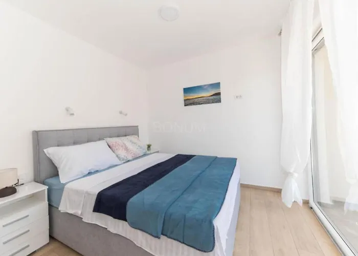 Sunset With Outdoor Pool * Šibenik