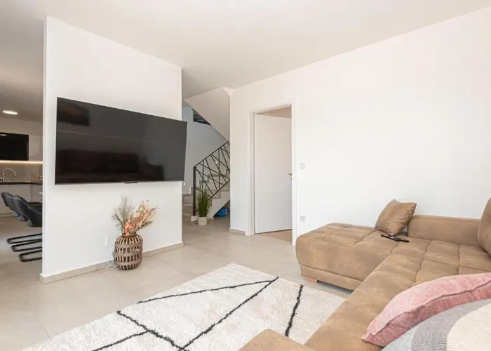 Sunset With Outdoor Pool Villa